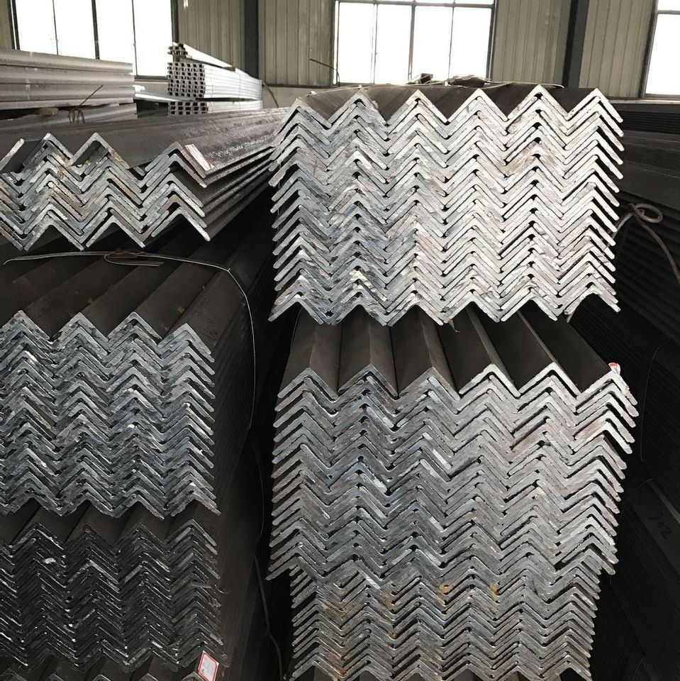Hot Rolled Carbon Ss400/Q235B Equal/Unequal Steel Angle Bar